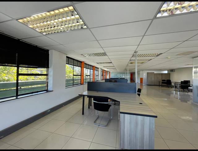 313M² OFFICE TO LET IN RIVONIA